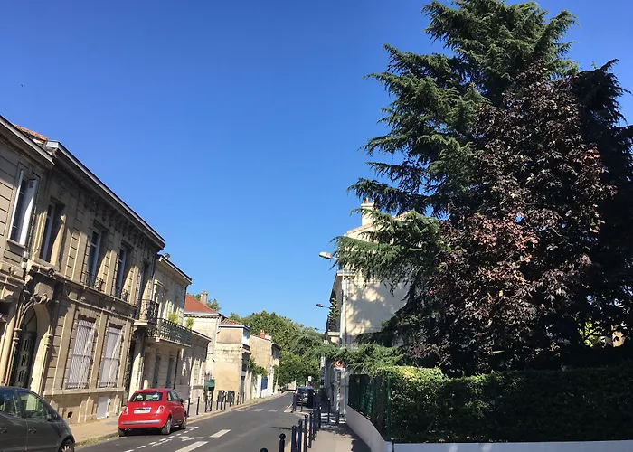 C'est Maison Bleue - A Blue In 3* Bordéus