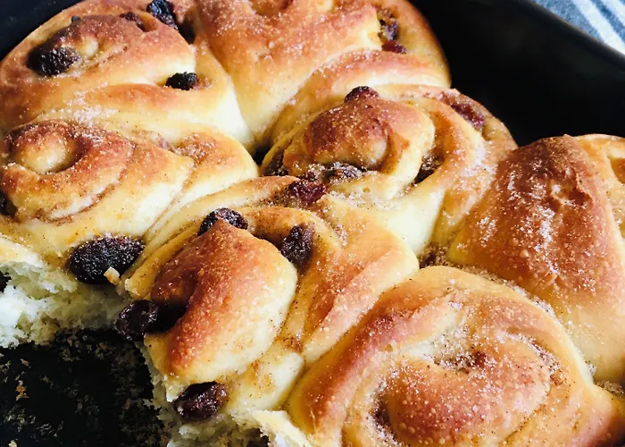 C'est Maison Bleue - A Blue In Bordéus