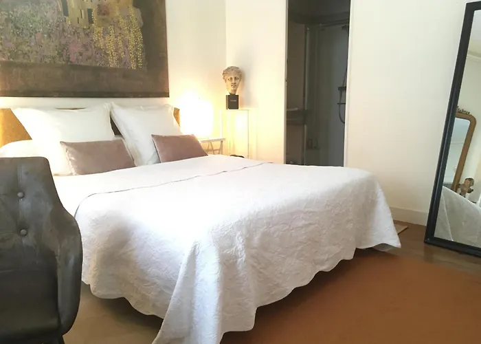 Alojamento de Acomodação e Pequeno-almoço C'est Maison Bleue - A Blue In