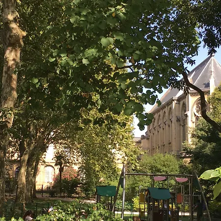 Frühstückspension C'est Maison Bleue - A Blue In 3*