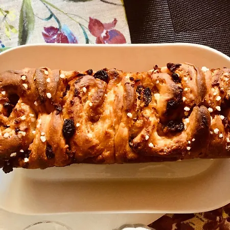 C'est Maison Bleue - A Blue In 3* Bordeaux