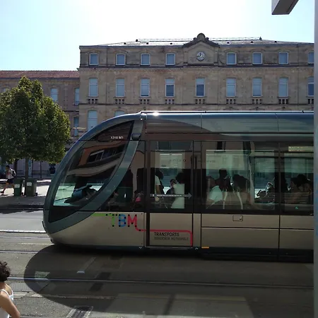 C'est Maison Bleue - A Blue In Frühstückspension Bordeaux
