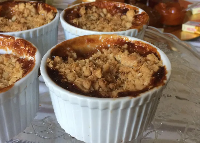 C'est Maison Bleue - A Blue In