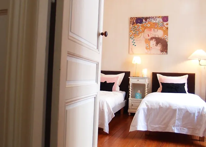 C'est Maison Bleue - A Blue In Frühstückspension Bordeaux