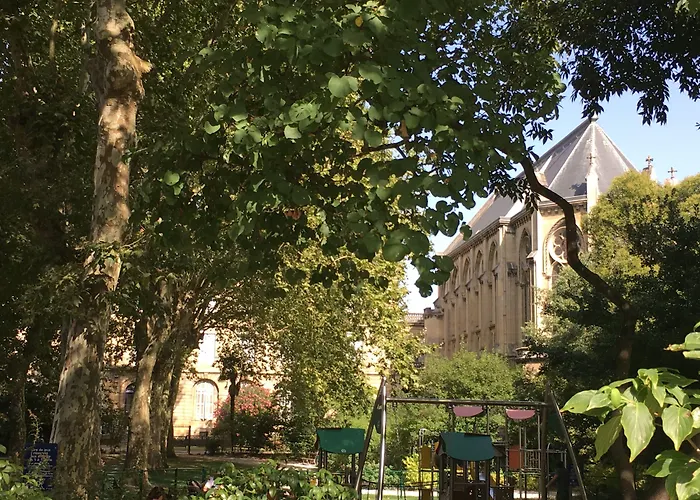 Frühstückspension C'est Maison Bleue - A Blue In 3*